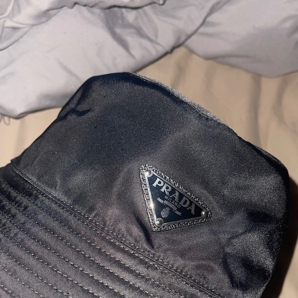Black Prada bucket hat - Picture 1 of 3